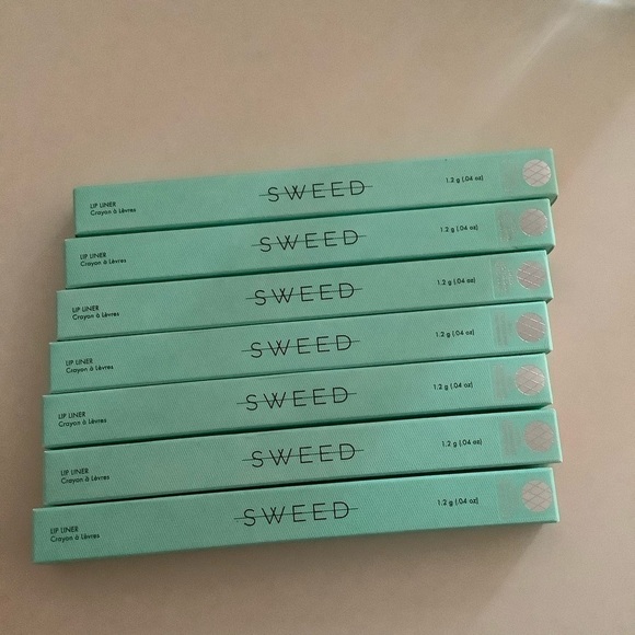 SWEED Lip Liner- multiple shades - Picture 2 of 2